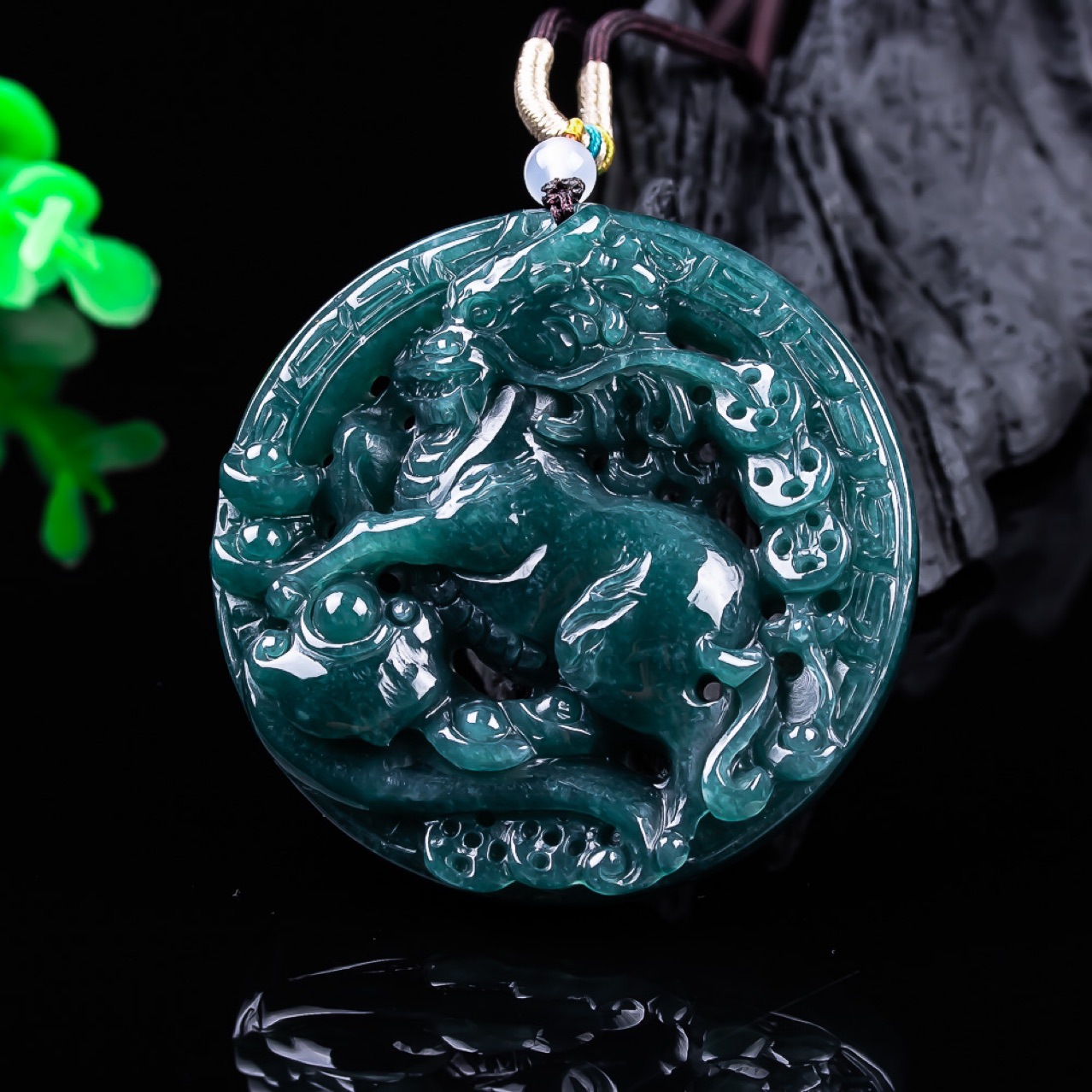 ビルマ翡翠ドラゴンペンダント宝石本物の翡翠のギフト女性のため - Vintage Fashion Necklace のレビューと価格