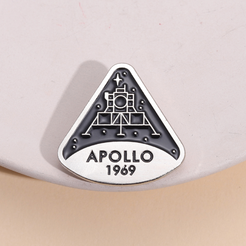 宇宙プログラム宇宙飛行士エナメルピン航空惑星ブローチシャツ服 - Vintage Fashion Research のレビューと価格