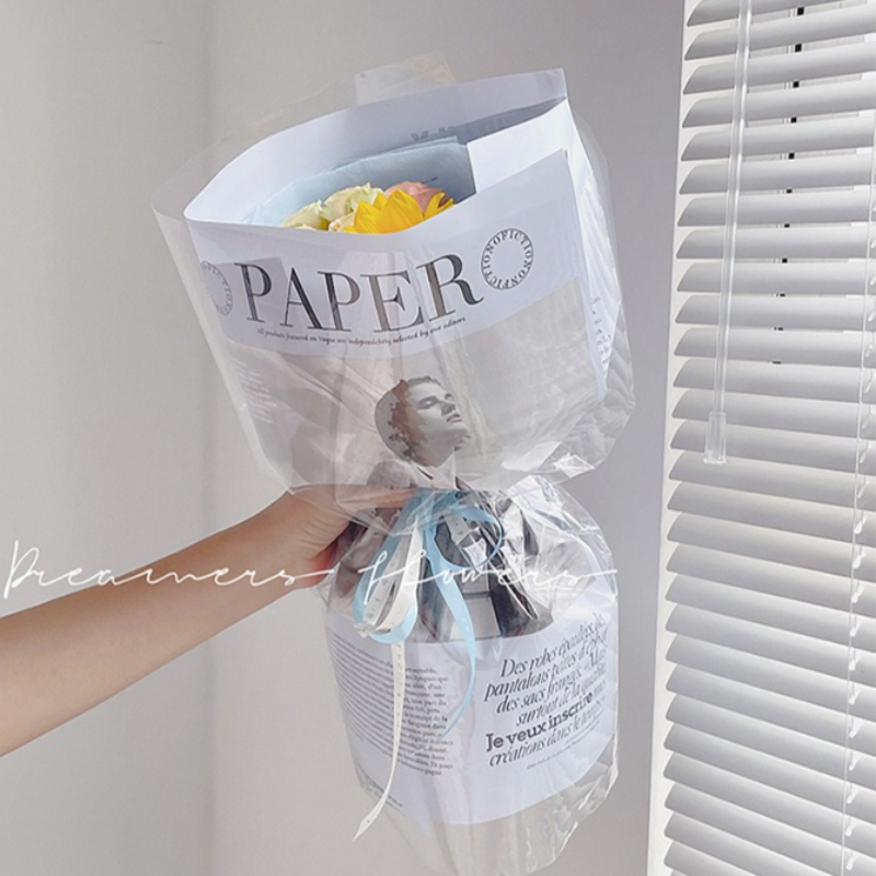 プリント柄の花束用包装紙、ヴィンテージ風の英語新聞柄、おしゃ - Vintage Fashion Newspaper のレビューと価格